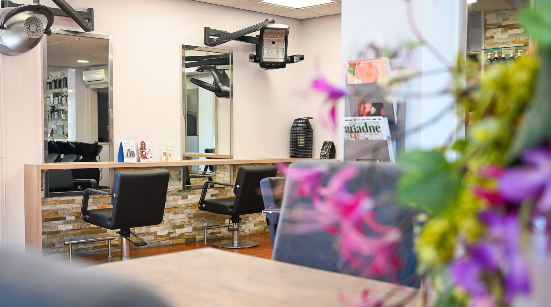 Tielen Haarmode, Tielen, Kapsalon Wijchen, Kapsalon Alverna, Haren knippen Wijchen, Haren verven Wijchen